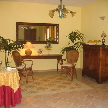 S'arenarju ファームステイ *